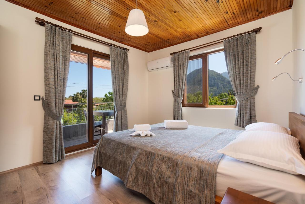 Ayris Hotel Чирали Екстер'єр фото