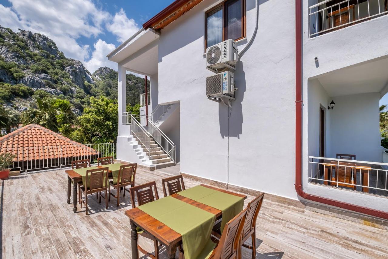 Ayris Hotel Чирали Екстер'єр фото